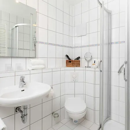 Haus Koebesine 2 Szálloda Juist